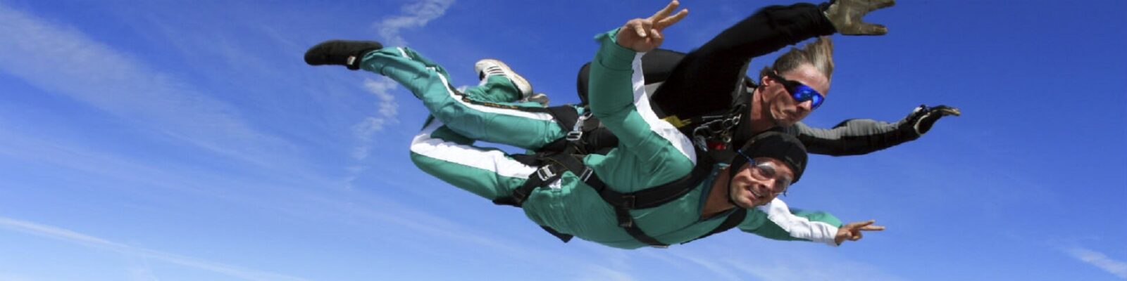 5 incredible places to skydive