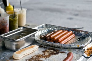 Hotdog stand, image by Thinkstock/iStock