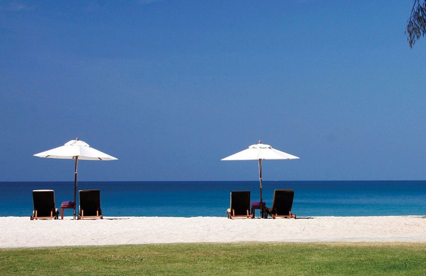 Beach Loungers