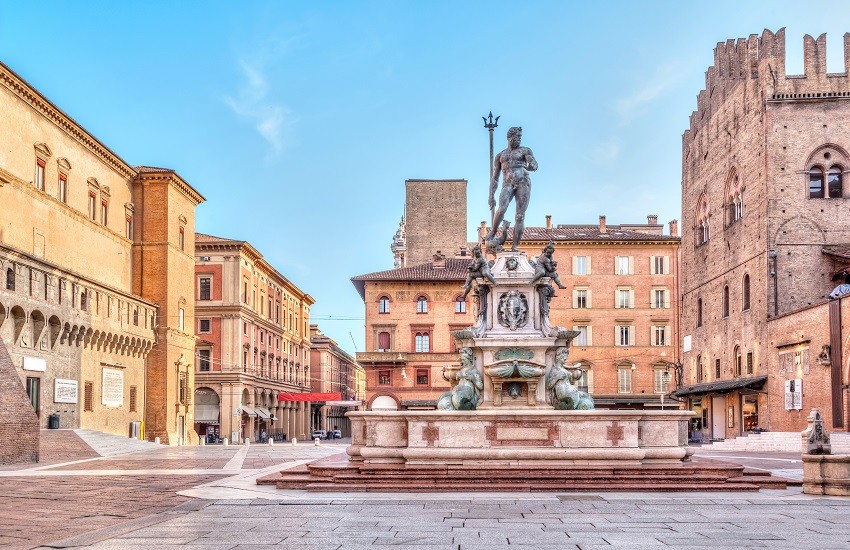 Bologna Piazza Nettuno