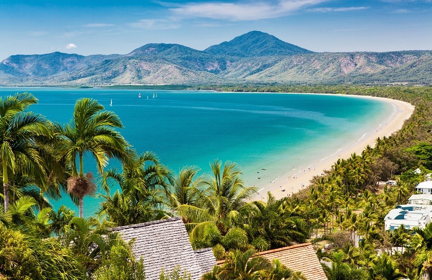 Cairns Port Douglas Beach