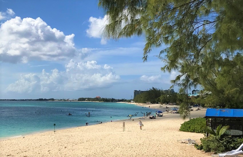 Caymans Seven Mile Beach3