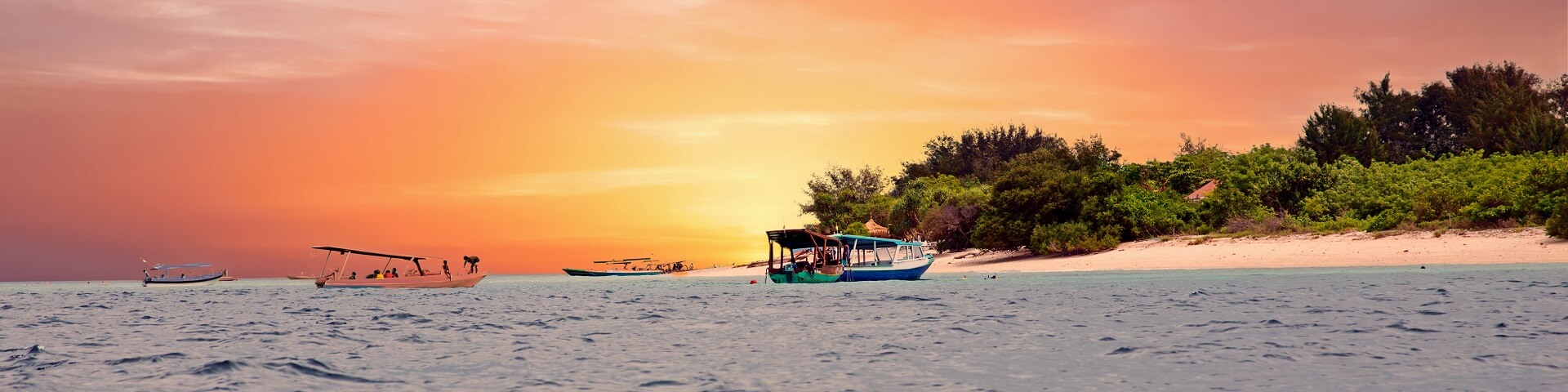 Ubud-Lombok-Gilis-Bali Beach