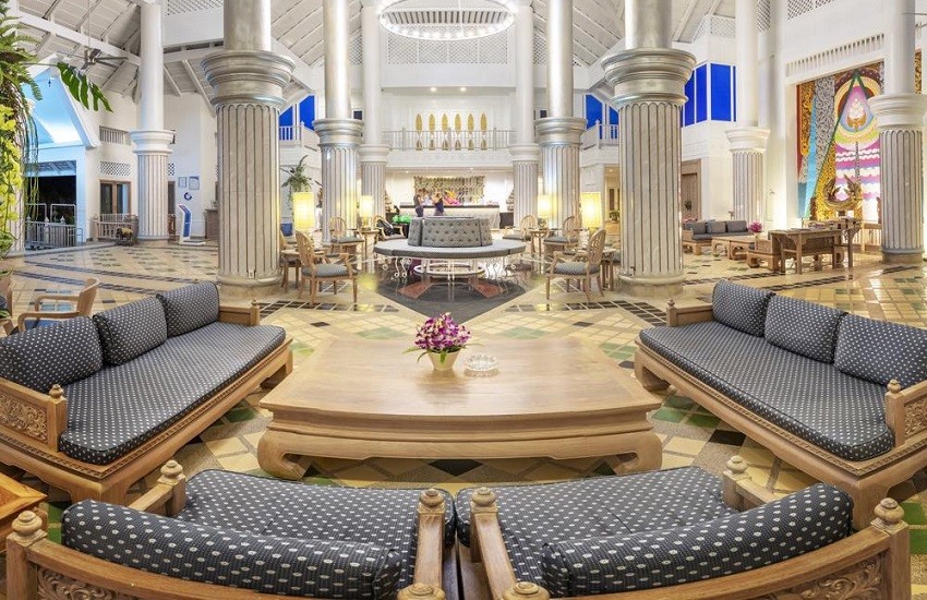 Hotel Lobby