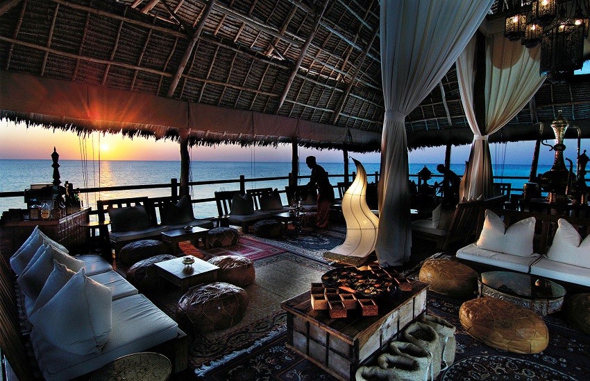 Hotel Lounge