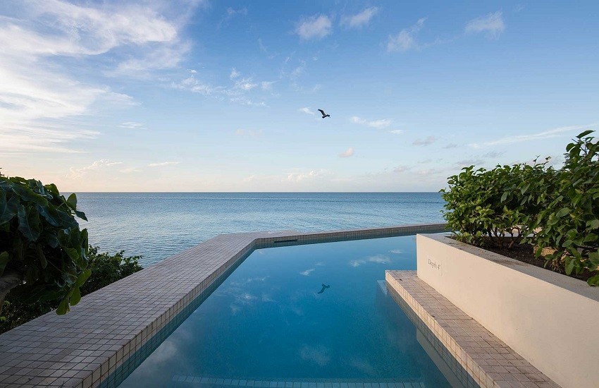 Hotel Spa Pool