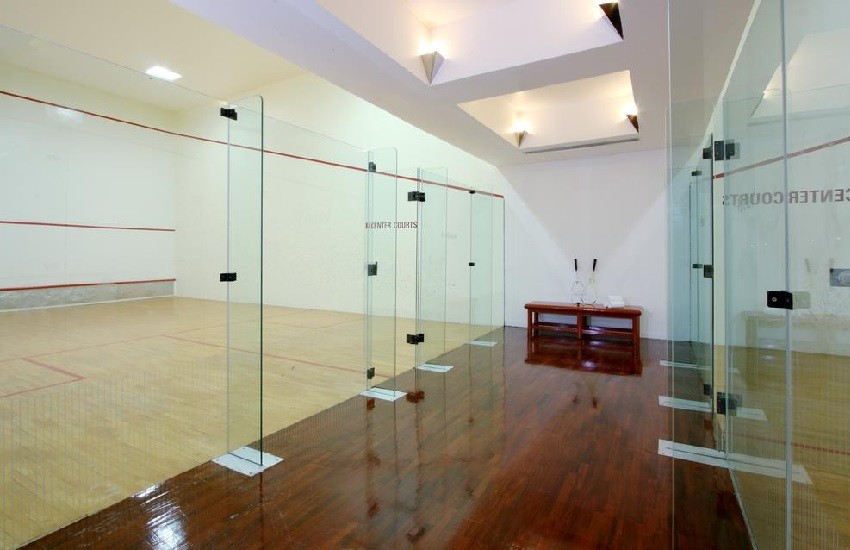 Hotel Squash Courts