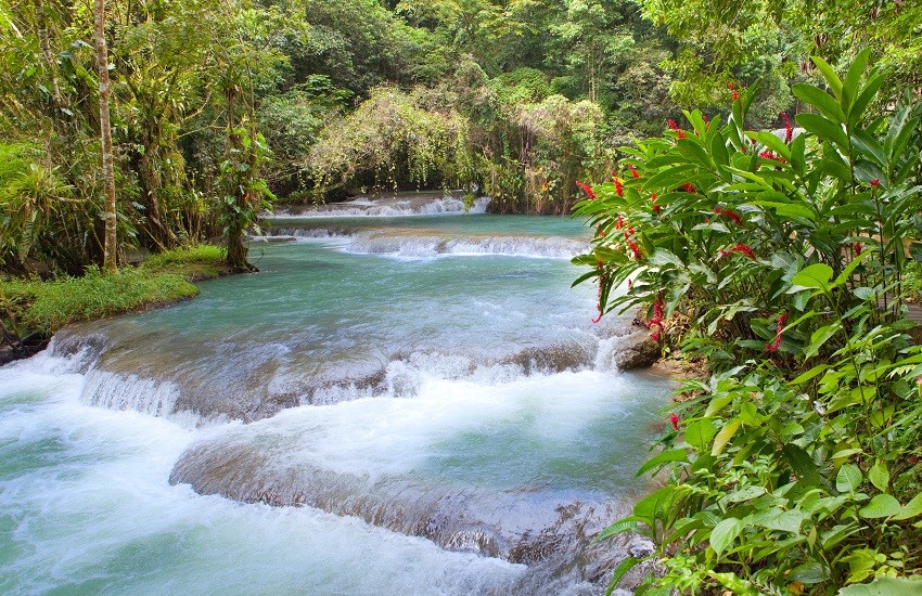 Jamaica Dunn's River waterfalls