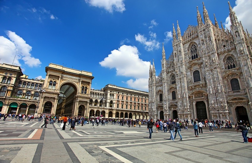 Milan Piazza Duomo