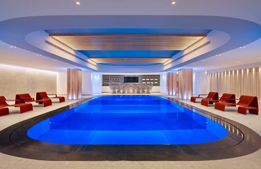 Pool Indoor