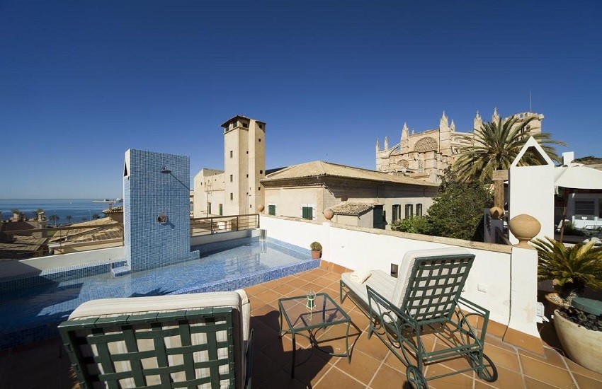 Pool Rooftop