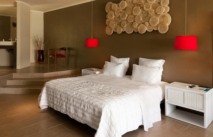 Room Exec Suite