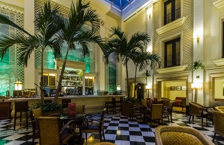Restaurant Bar
