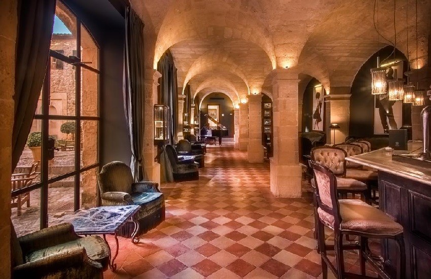 Restaurant Bar