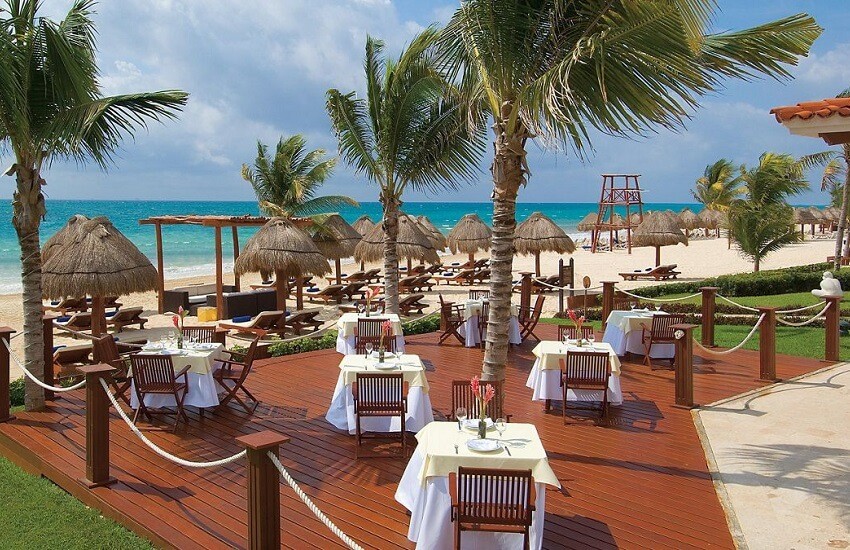 Restaurant Beach Dining