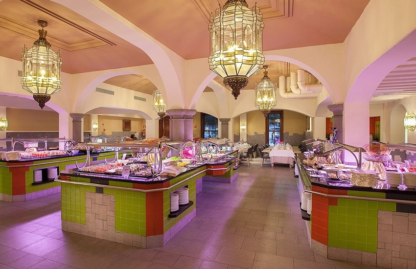 Restaurant Buffet