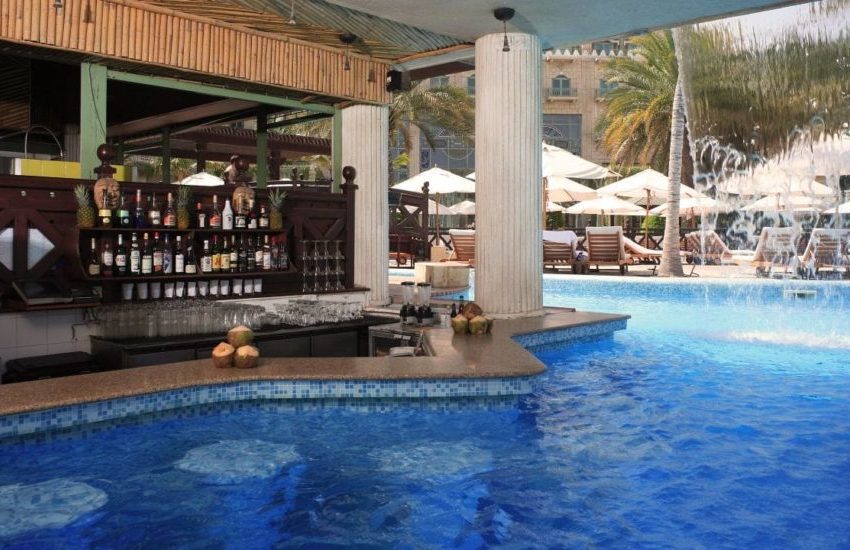 Restaurant Marjan Poolside Bar