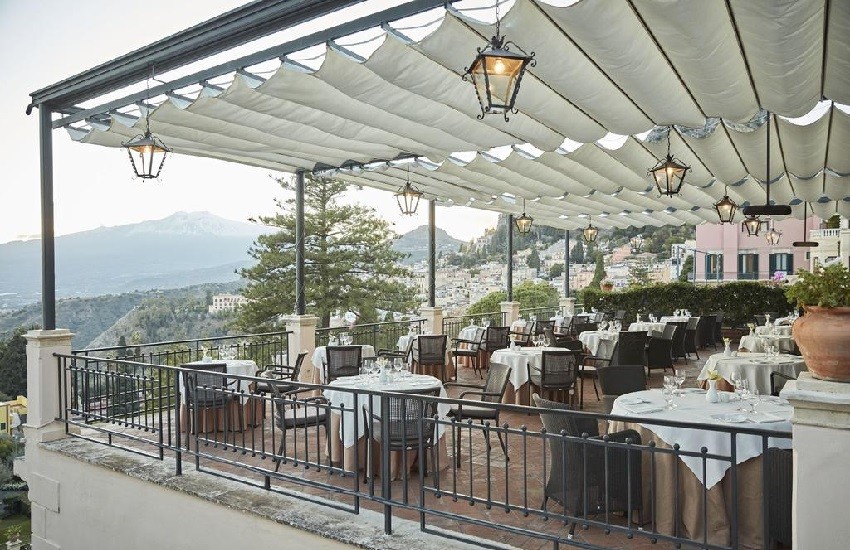 Restaurant Terrace