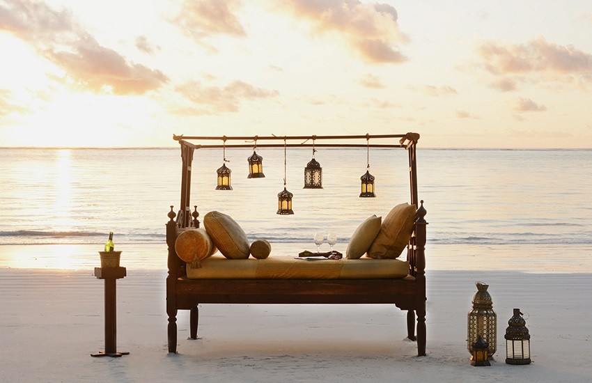 Romantic Beach Dining