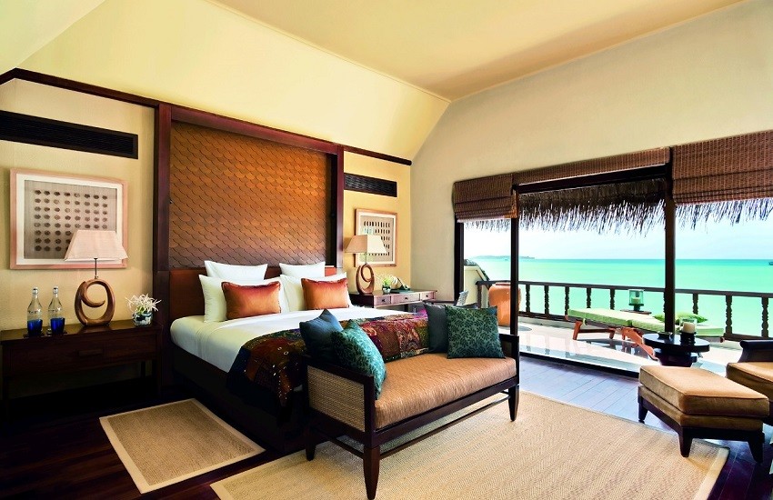 Room Bedroom Beach Suite