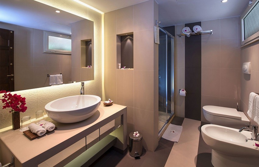 Room Bathroom