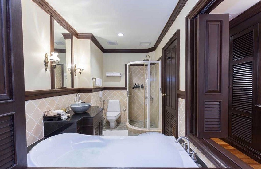 Room Bathroom