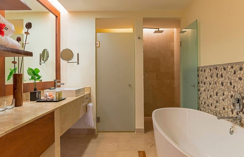 Room Bathroom