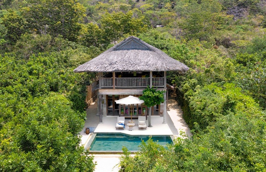 Room Beachfront Villa