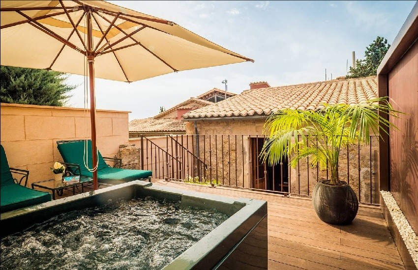 Room Private Jacuzzi