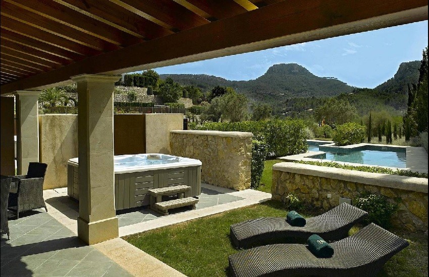 Room Private Pool