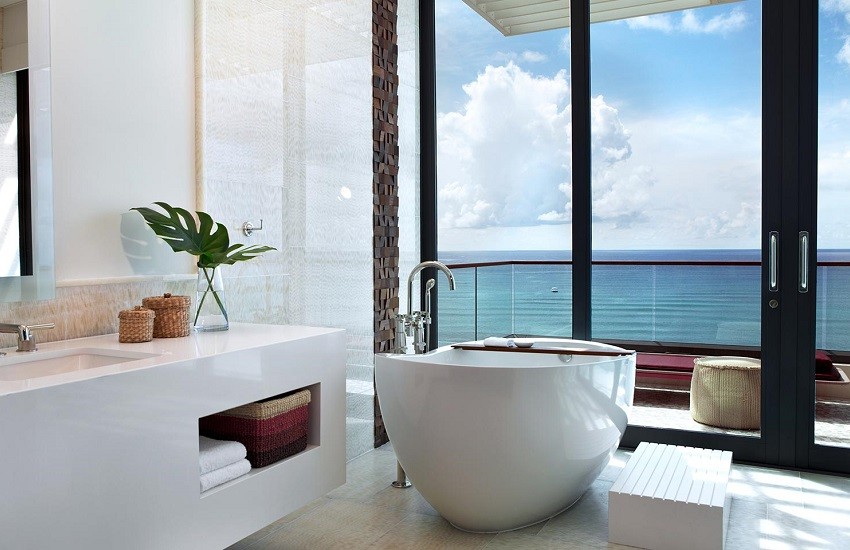 Room Suite Bathroom