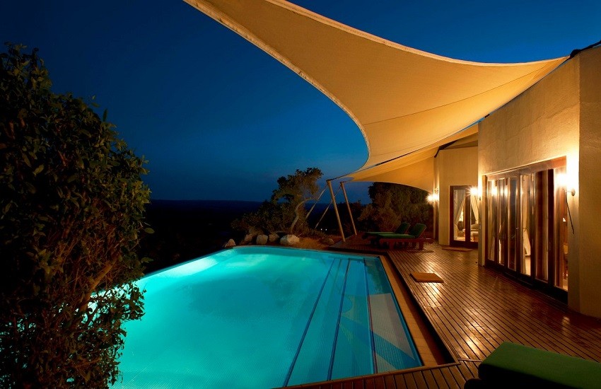 Room Suite With Pool At Night