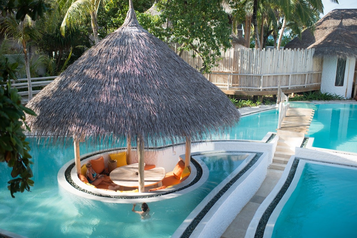 Room Sunken Pool