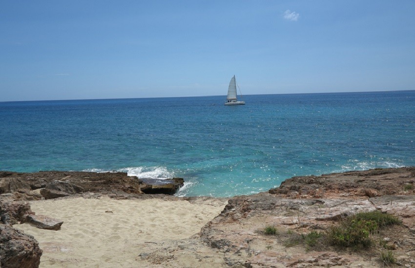 Saba Sailing