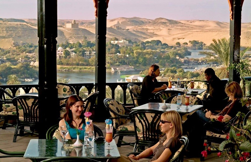 Restaurant Terrace