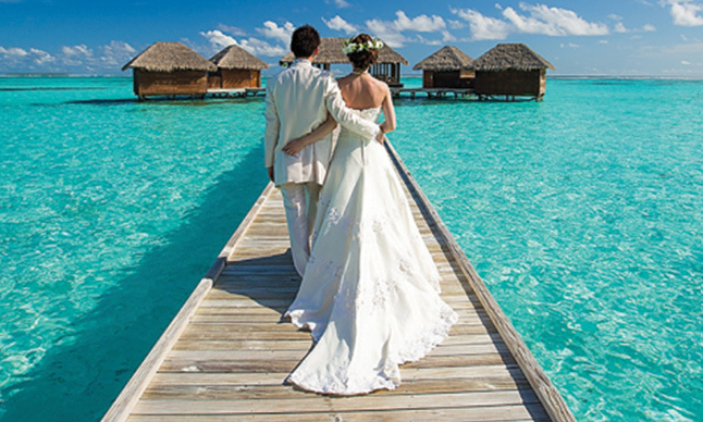 Love, laughter, and unexpected adventures: The UK’s funniest honeymoon stories