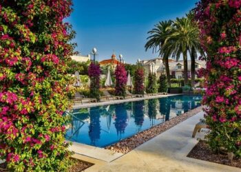 Restaurant Poolside